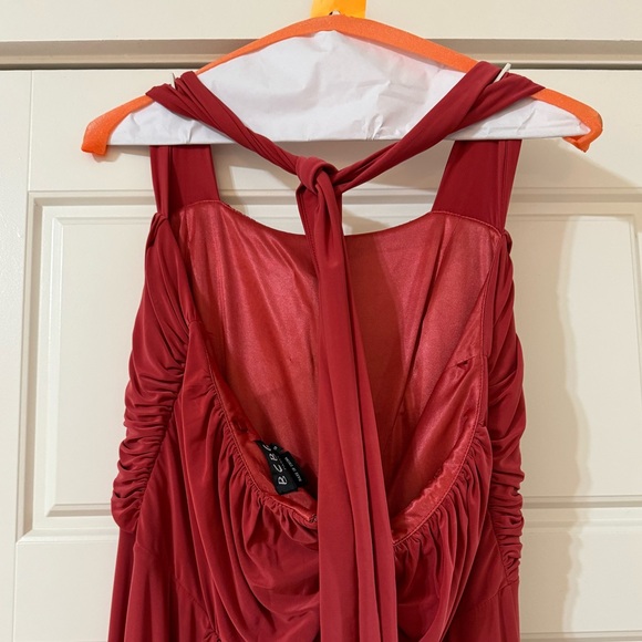 BCBG Women's Formal Halter Neck Gown - Picture 5 of 6